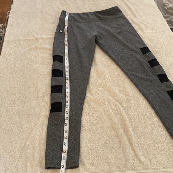 Gottex Studio great yoga pants with pocket and mesh sheer black squares on sides - Picture 8 of 13